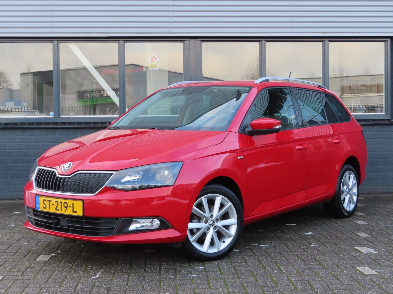 Skoda Fabia Combi - 1.0 TSI Clever | navigatie | stoelverwarming | parkeersensoren | cruise control - AutoWereld.nl