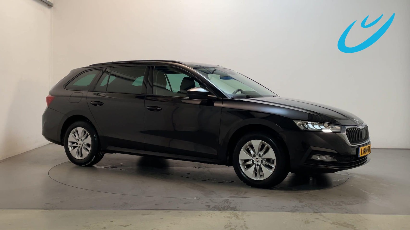 Skoda Octavia Combi - 1.0 TSI 110pk Business Edition Sfeerverlichting Navigatie Virtual Cockpit - AutoWereld.nl