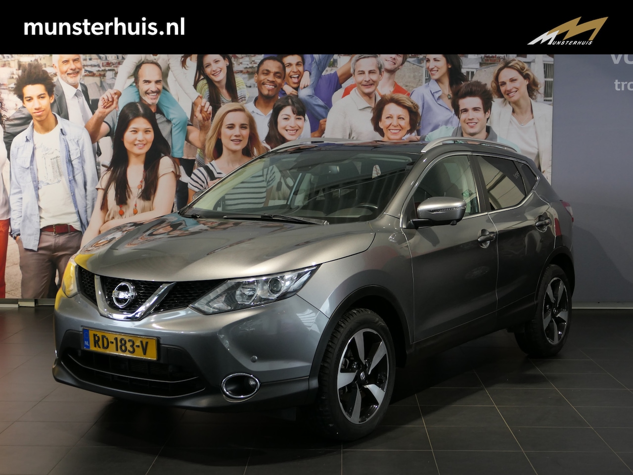 Nissan Qashqai - 1.2 N-Connecta - PANORAMADAK! - Trekhaak - Rondom camera - Navi - AutoWereld.nl