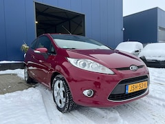 Ford Fiesta - 1.25 Titanium / NIEUWE APK / STOELVERWARMING / PDC / CLIMATE CONTROL