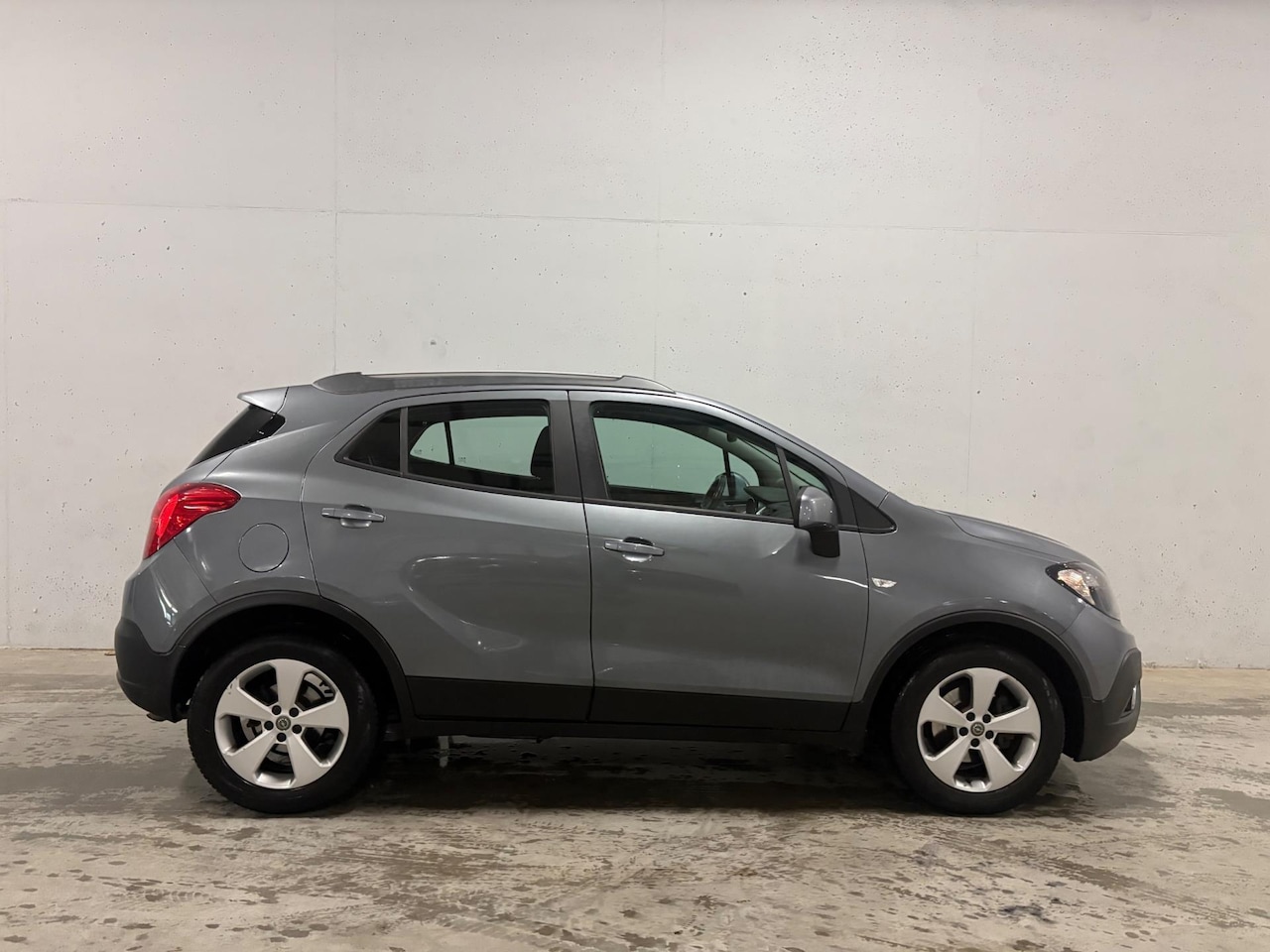 Opel Mokka - 1.6 Cosmo Navi Airco Cruise Dealer ondh. PDC APK NAP - AutoWereld.nl
