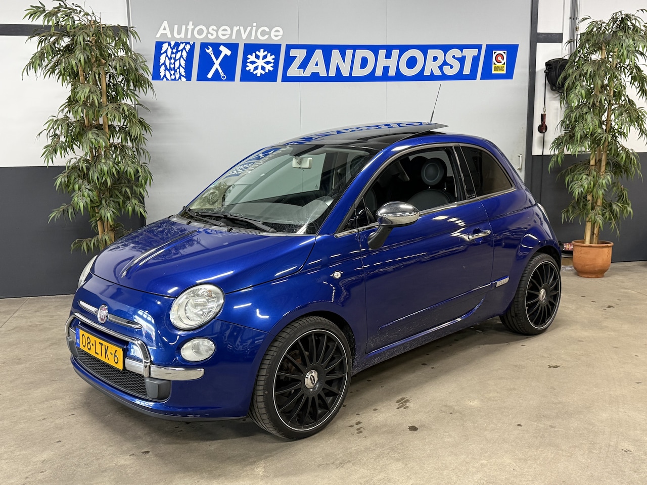 Fiat 500 - 1.2 Lounge // Schuifdak // Leer // Autom. - AutoWereld.nl