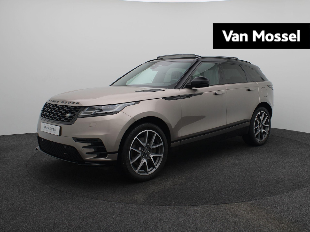 Land Rover Range Rover Velar - 2.0 P400e R-Dynamic HSE | Gekoelde- en Massage voorstoelen | Elektrische Trekhaak | Black - AutoWereld.nl