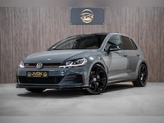 Volkswagen Golf - 2.0 TSI GTI TCR PANO DSG AKRA