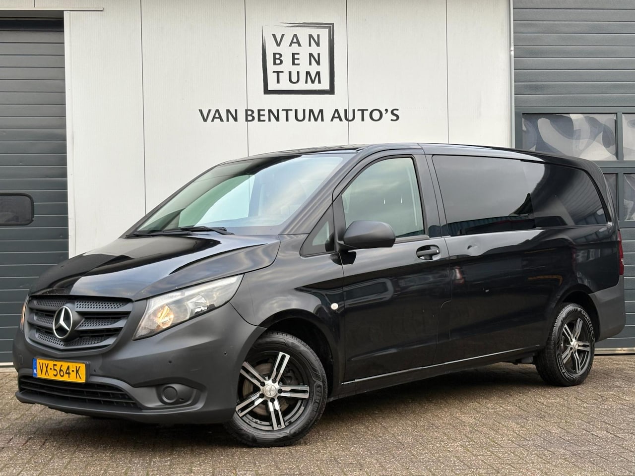 Mercedes-Benz Vito - 116CDI Autom. Lang DC 6-pers. Navi Clima Cruise - AutoWereld.nl
