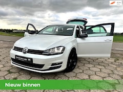 Volkswagen Golf - 1.4 TSI R-Line 5Drs Xenon, Navi, Stoelverwarming, Full Option