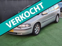 Volvo V70 - 2.4 Comfort Line