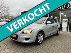 Hyundai i30 - 1.4i Active Cool | Nwe apk | Nwe remblokken | Airco