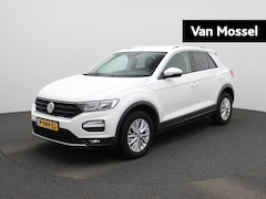 Volkswagen T-Roc - 1.0 TSI Style 116 PK| Navigatie |Achteruitrijcamera | Parkeersensoren Voor & Achter | Priv