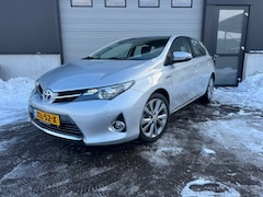 Toyota Auris - 1.8 Hybrid / Cruise / PDC / Camera