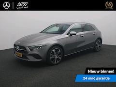 Mercedes-Benz A-klasse - 250 e Luxury Line | Trekhaak Wegklapbaar | Sfeerverlichting | Smartphone Integratie Pakket