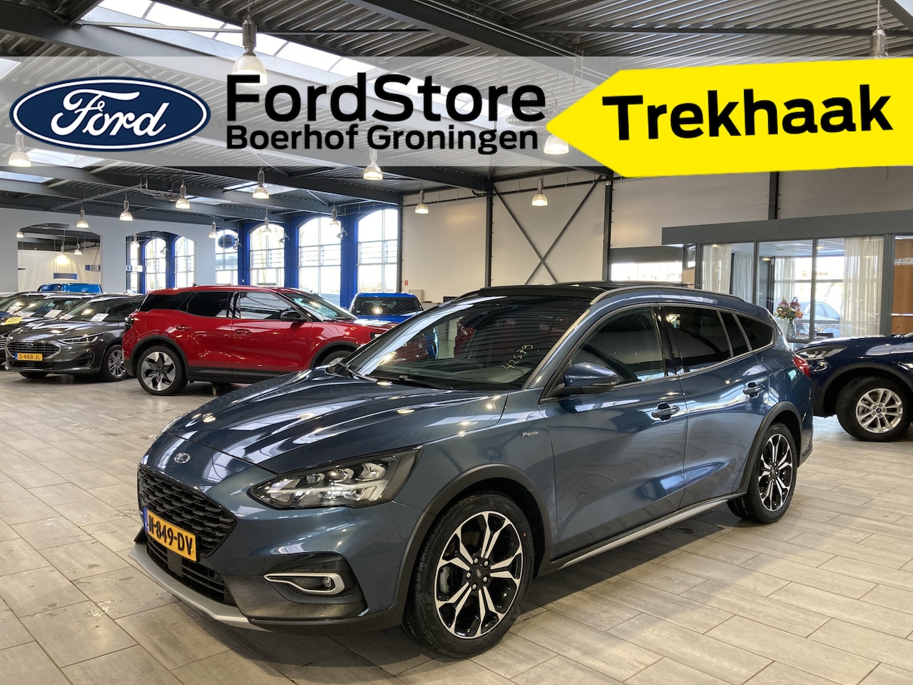 Ford Focus Wagon - EcoBoost 125 pk Active X | Pano | Trekhaak | Winter Pack | AGR | Camera | B&O | LED | 18" - AutoWereld.nl