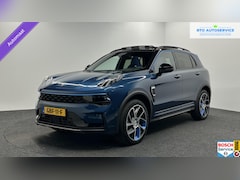 Lynk & Co 01 - 1.5 261PK Plug-in Hybrid Zwarte hemel|360 Camera|Pano|AppleCarplay|Adaptive Cruise|Origine