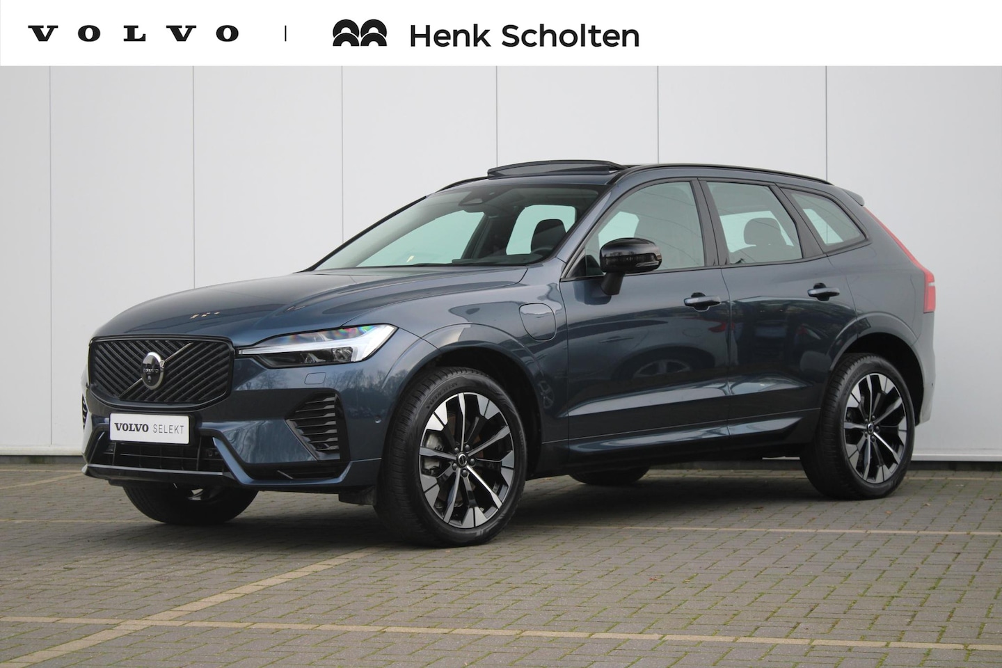 Volvo XC60 - T6 350PK Plug-in hybrid AWD Ultra Dark | Luchtvering | Panoramisch schuif-/klanteldak | Ad - AutoWereld.nl