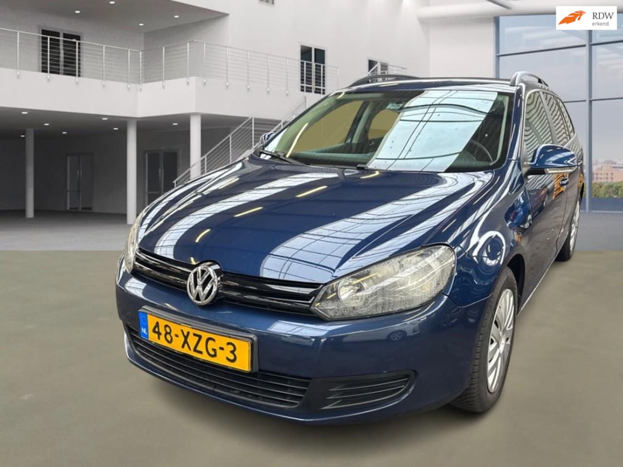 Volkswagen Golf Variant - 1.6 TDI BlueMotion CRUISE AIRCO 2 X SLEUTELS - AutoWereld.nl