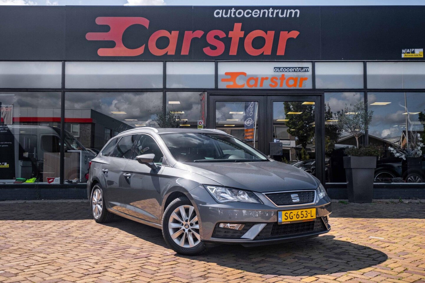 SEAT Leon ST - 1.0 EcoTSI Style Business Intense|PDC|CRUISE - AutoWereld.nl