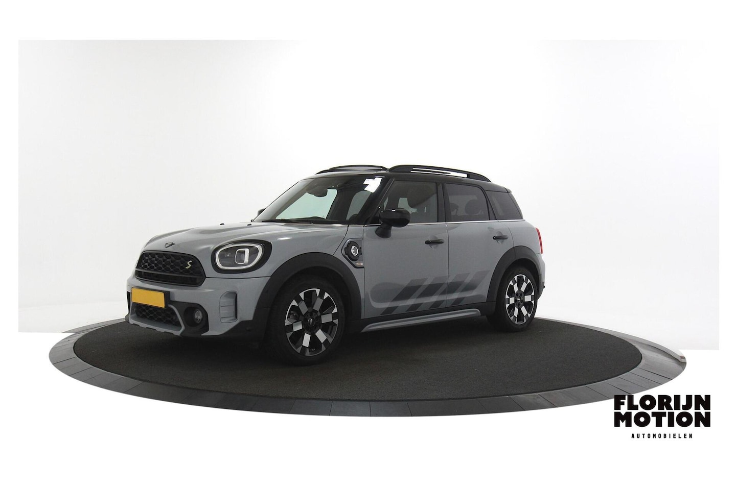 MINI Countryman - 2.0 Cooper S E ALL4 Untamed Edition | Pano | Stoelverw. | LED | CarPlay | Adaptief | HUD | - AutoWereld.nl