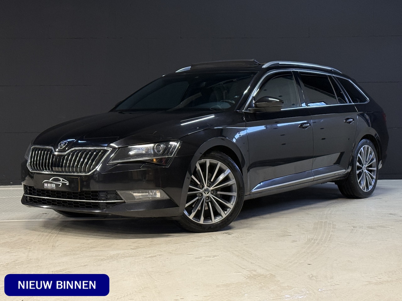 Skoda Superb Combi - 2.0 TDI 190PK 4x4 Laurin & Klement Business | Panoramadak | Leder | Trekhaak | Canton | Ad - AutoWereld.nl
