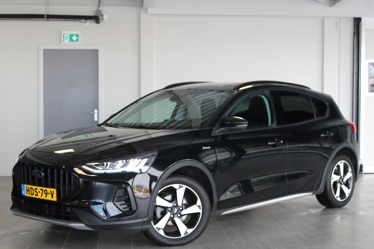 Ford Focus - 1.0-155pk EcoBoost Mild-Hybrid Active X AUTOMAAT ! In nieuwstaat ! Slechts 6.250km ! Autm. - AutoWereld.nl