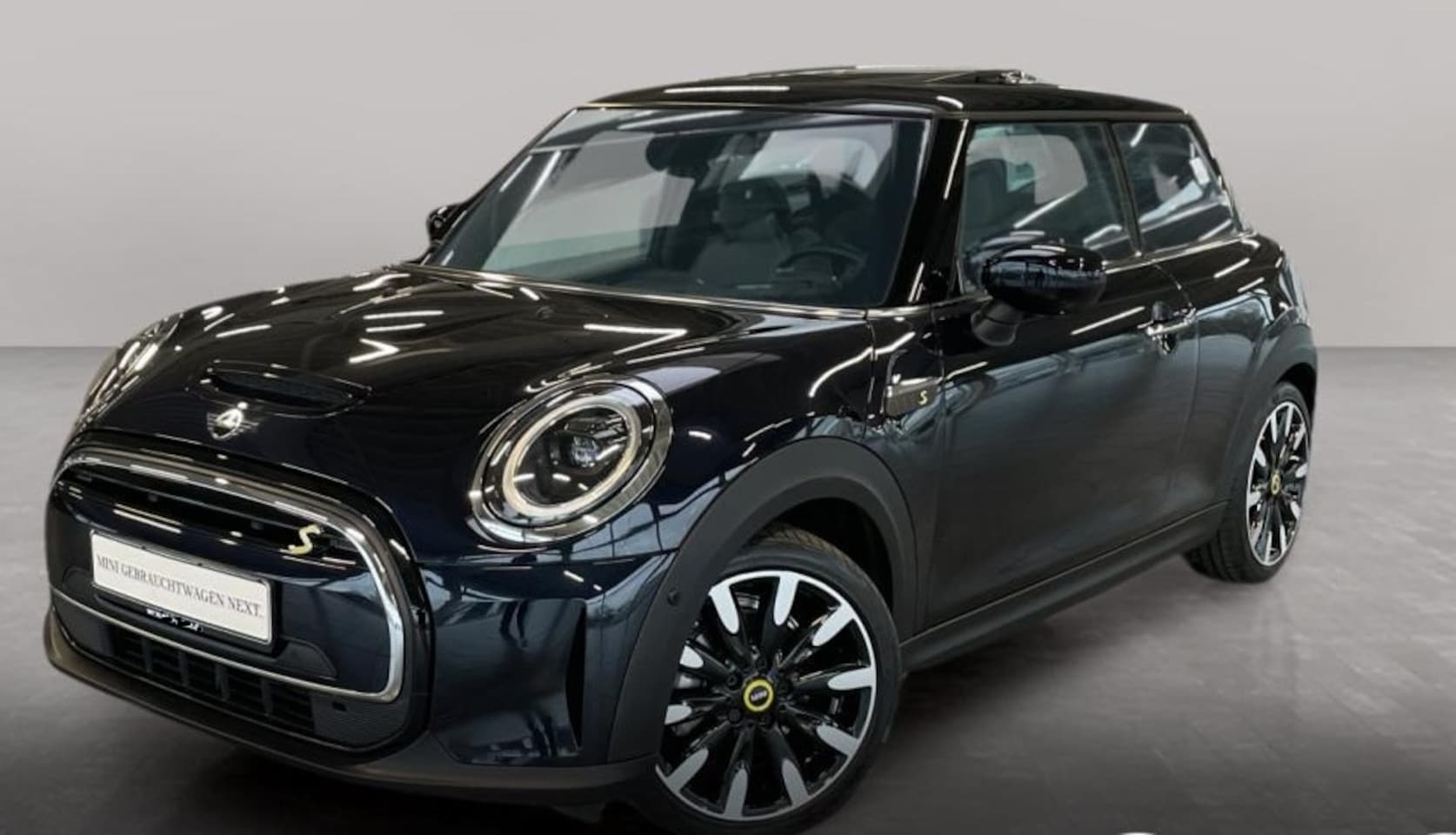MINI Mini-Electric - Classic 33 kWh Head-Up Harman/Kardon Panoramadak - AutoWereld.nl