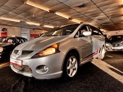 Mitsubishi Grandis - 2.4-16V Intense 6p. AUTOMAAT, PDC, cruise/climate control, trekhaak en meer