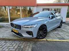 Volvo V60 - 2.0 T6 Plug-in hybrid AWD Plus / Dark / Incl.selekt garantie/ Panoramadak Dark / H&K AUDIO