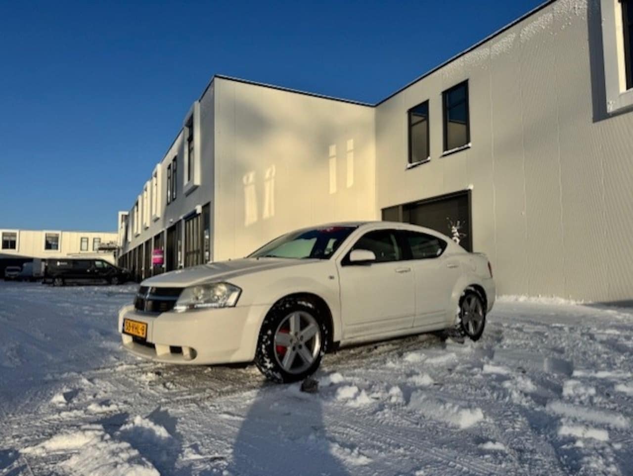 Dodge Avenger - 2.7 V6 SXT AUTOMAAT Airco Cruise Park.Sens Elec.Ramen - AutoWereld.nl