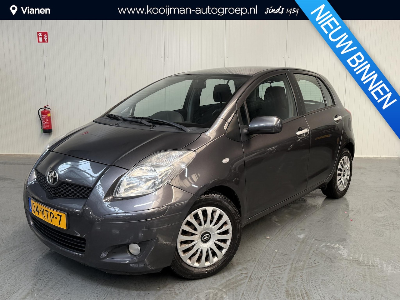 Toyota Yaris - 1.3 VVT-i Aspiration 1.3 VVTi Aspiration - AutoWereld.nl