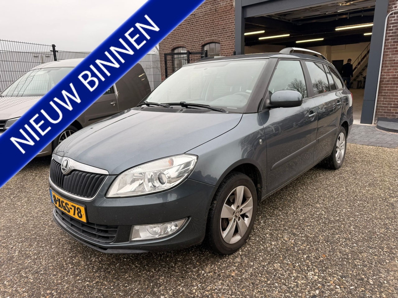 Skoda Fabia Combi - 1.2 TSI Drive navigatie airco/ecc nieuwstaat - AutoWereld.nl