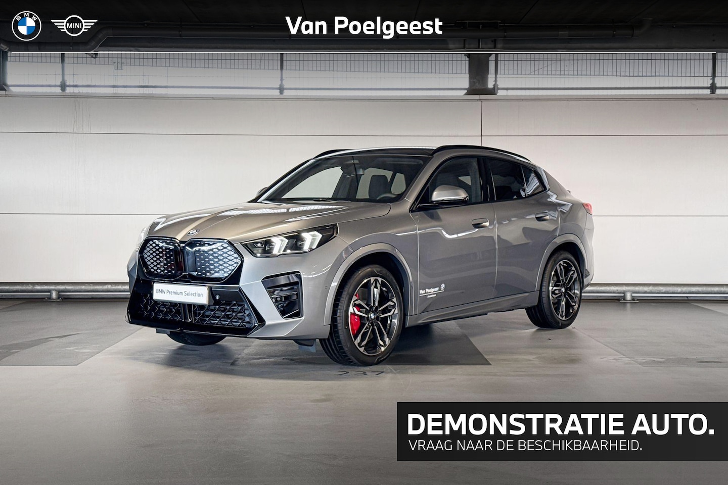 BMW iX2 - eDrive20 67 kWh M Sport Edition | M Sportpakket Pro | Premium Pack | Comfort Pack | Trekha - AutoWereld.nl