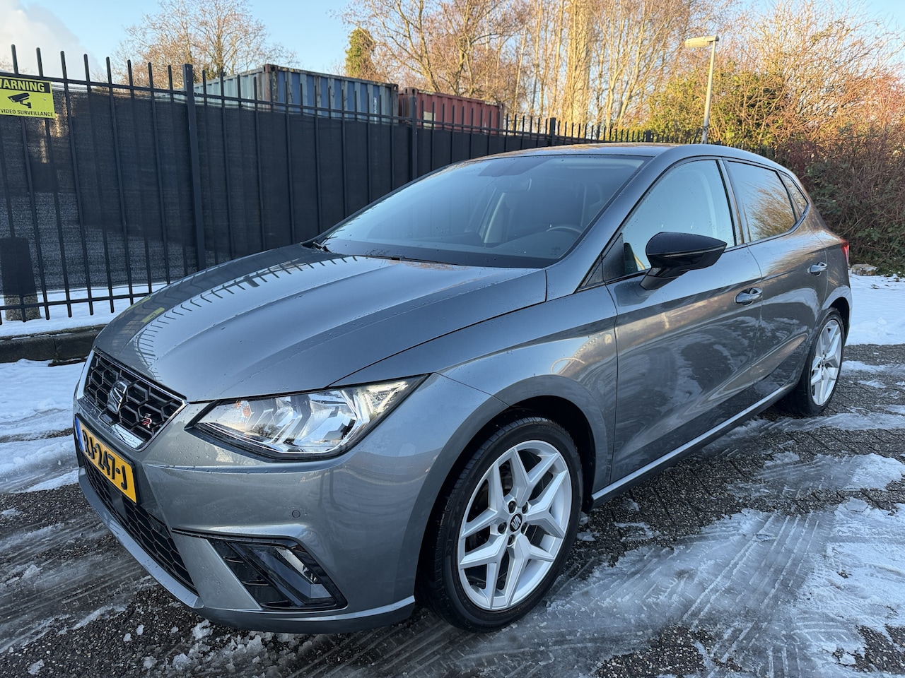 SEAT Ibiza - 1.0 TSI FR Business Intense Carplay/ACC/CAM/Clima - AutoWereld.nl