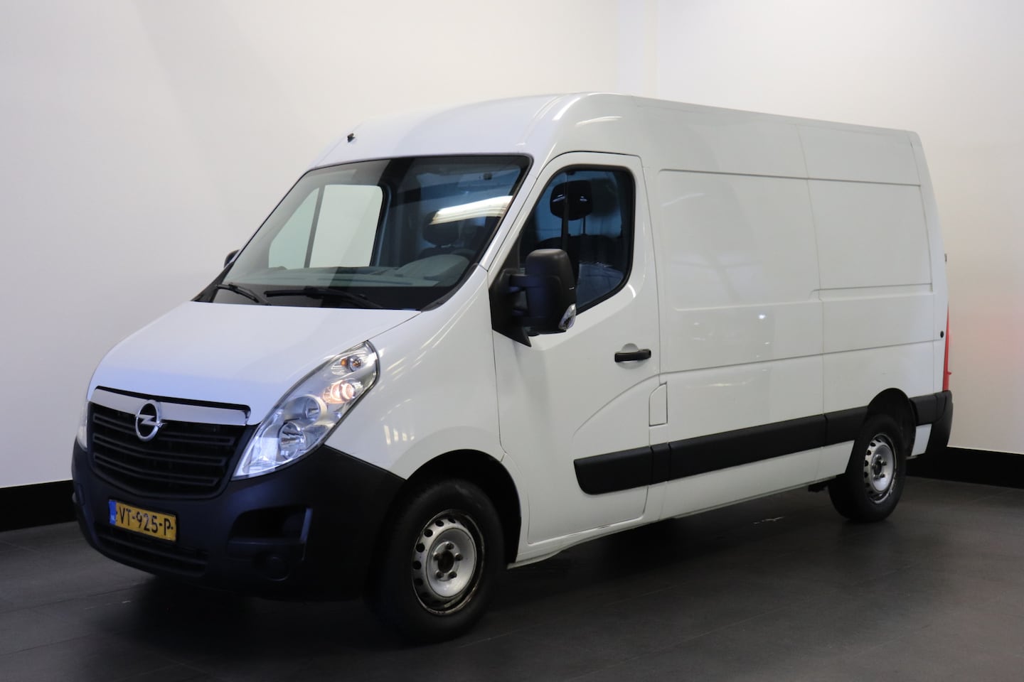 Opel Movano - 2.3 CDTI L2H2 - Airco - Radio - €4.950,- Excl. - AutoWereld.nl