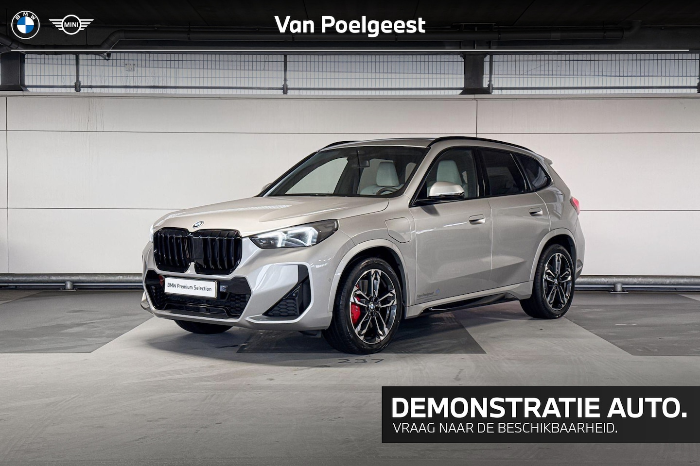 BMW X1 - xDrive25e | M Sportpakket Pro | Premium Pack | Travel Pack | Trekhaak - AutoWereld.nl