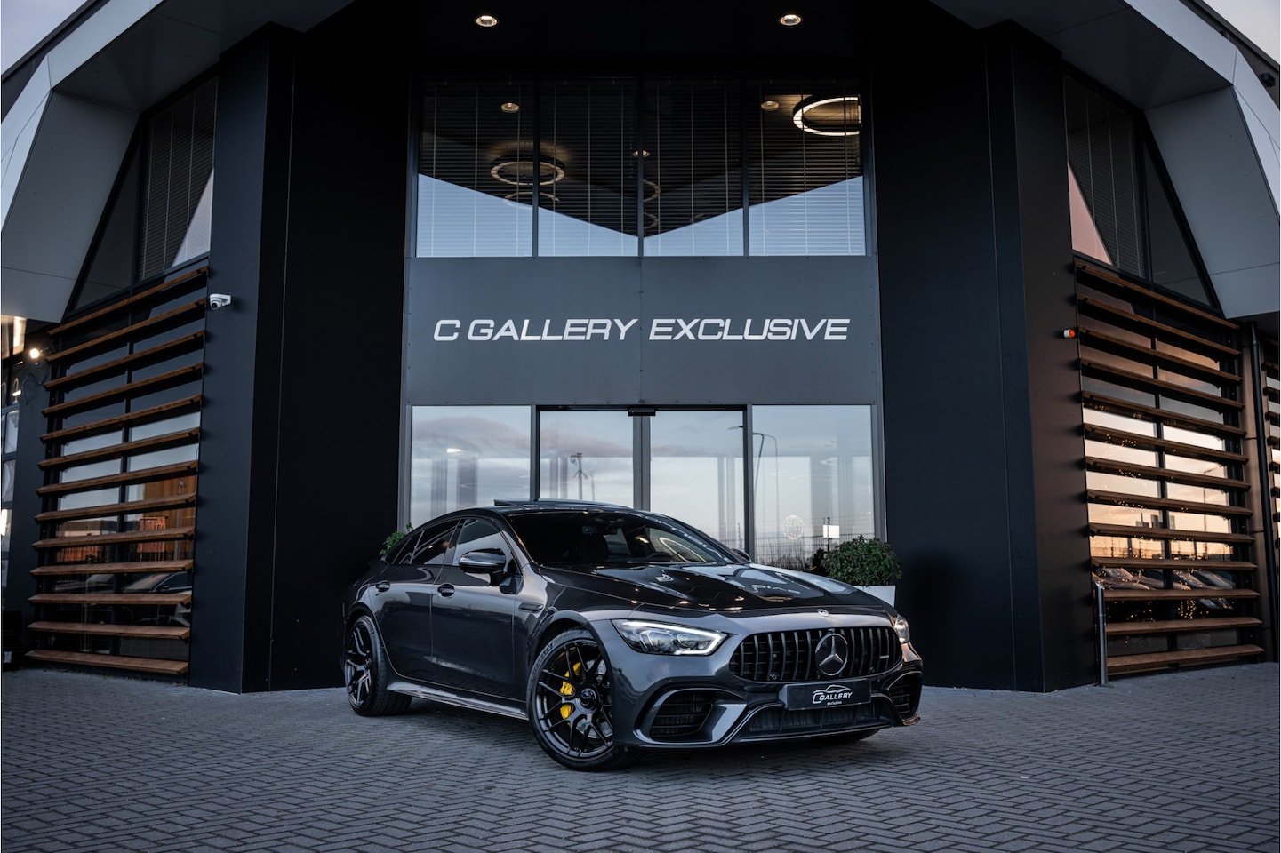 Mercedes-Benz AMG GT 4-Door Coupe - AMG GT63 S 4MATIC+ Edition 1 - Panorama | Burmester | Stoelkoeling & Massage | Carbon - AutoWereld.nl