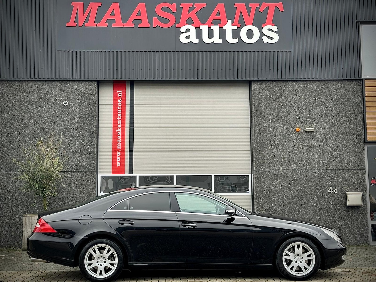 Mercedes-Benz CLS-klasse - 350 CGI / Aut / 292pk / 2nd owner / Red interior / First paint / A1 shape / ONLY 55987KM! - AutoWereld.nl