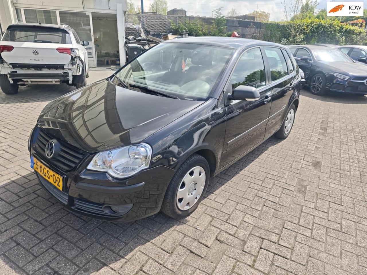 Volkswagen Polo - 1.2-12V Trendline-Airco-Bluetooth-Elek.pakket - AutoWereld.nl