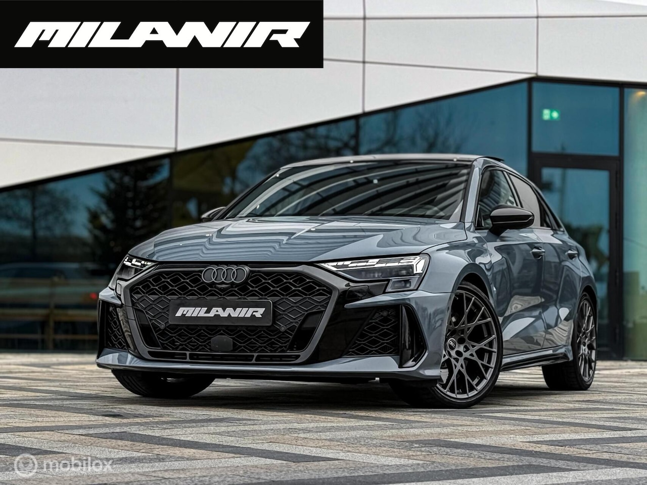 Audi RS3 - Sportback 2.5 TFSI |Pano |HUD |RS stoelen | Sonos - AutoWereld.nl