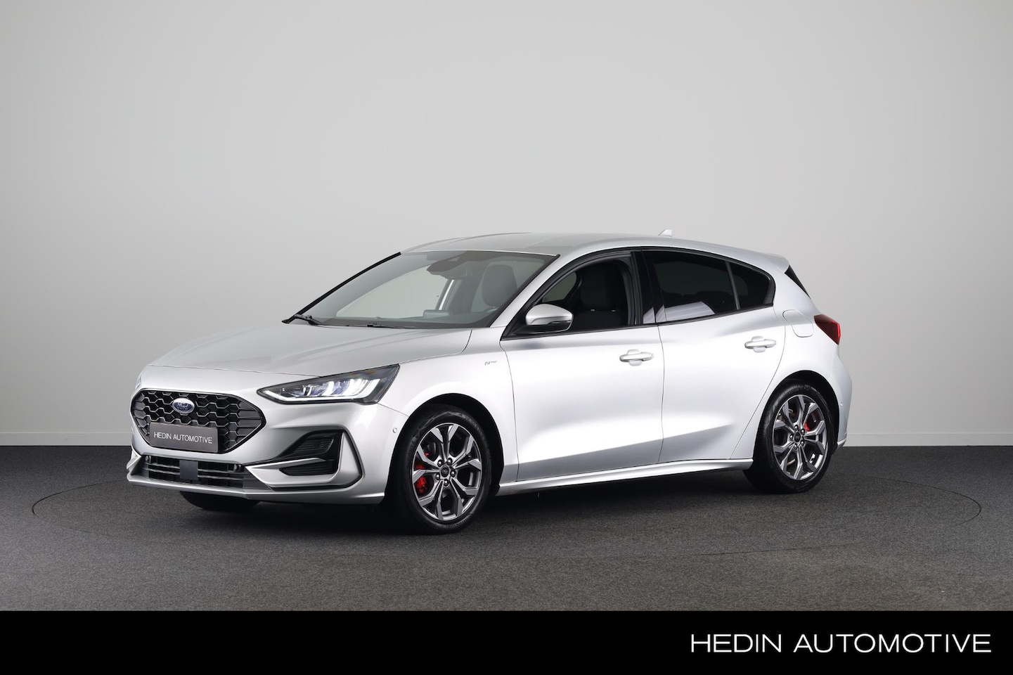 Ford Focus - 1.0 EcoBoost Hybrid ST Line Style 1.0 EcoBoost Hybrid ST Line Style - AutoWereld.nl