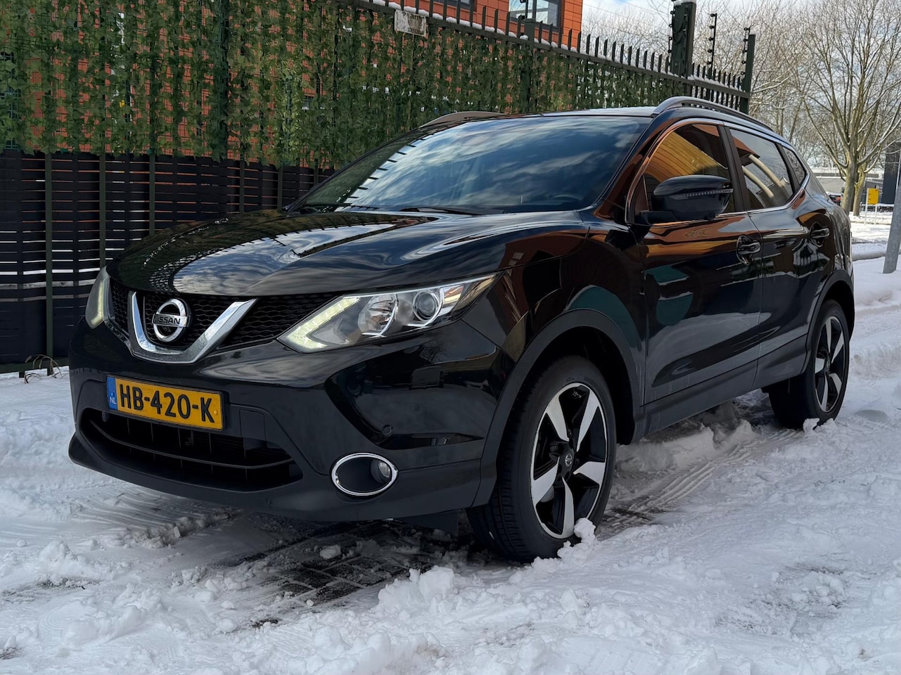 Nissan Qashqai - 1.2 Connect Edition 2015 AIRCO|PANO|CRUISE - AutoWereld.nl