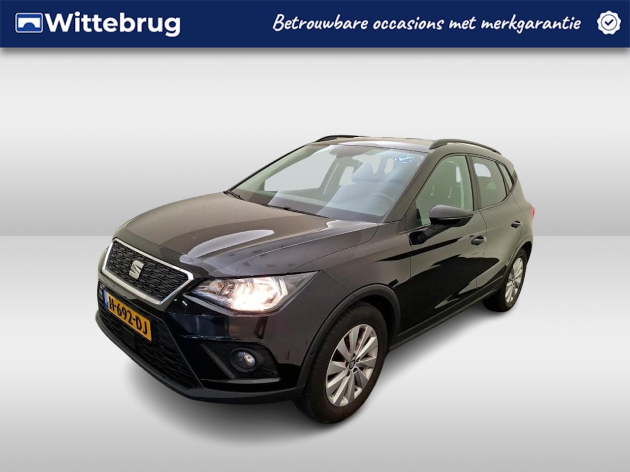 SEAT Arona - 1.0 TSI Style Business Intense / TREKHAAK/ CAMERA/ PARK. SENSOREN/ ALCANTRA & LEDER/ VIRTU - AutoWereld.nl