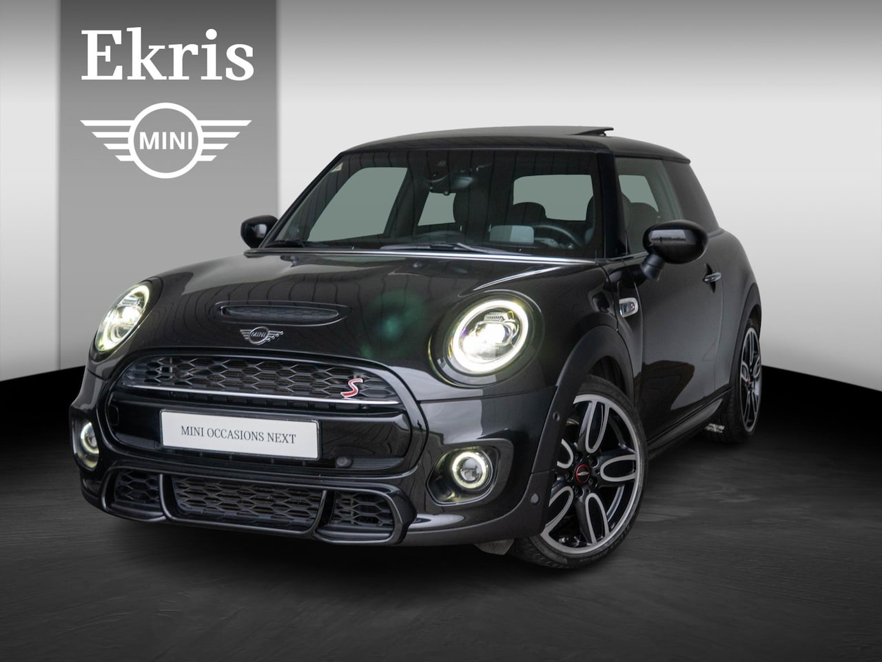 MINI Cooper S - 3-deurs Aut. JCW + Hammersmith + Harman-Kardon + Panoramadak + Adaptieve Cruise - AutoWereld.nl