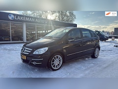 Mercedes-Benz B-klasse - 200 Blackline Automaat Carplay Navi Xenon Sport Huurkoop Inruil APK Garantie