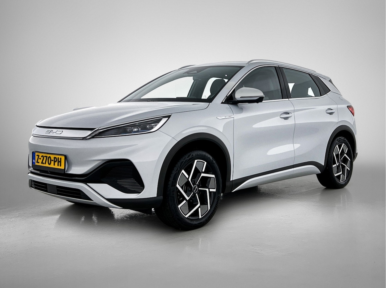 BYD Atto 3 - Comfort 60 kWh | 2024 model | Warmtepomp | 12,8 " multimediascherm | schuif-/kanteldak | - AutoWereld.nl