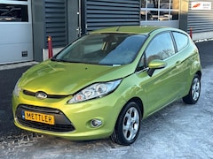 Ford Fiesta - 1.25 Titanium, airco, trekhaak, cruise control