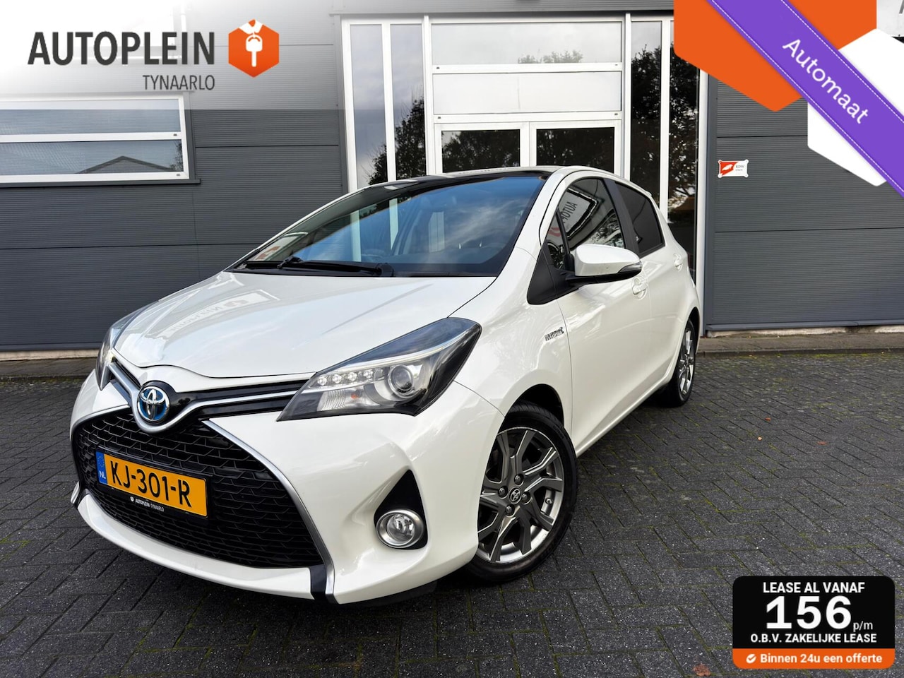 Toyota Yaris - 1.5 Hybrid Dynamic Bi-Tone Automaat|Camera|LED|Navi|Panodak|NL Auto|Cruise - AutoWereld.nl