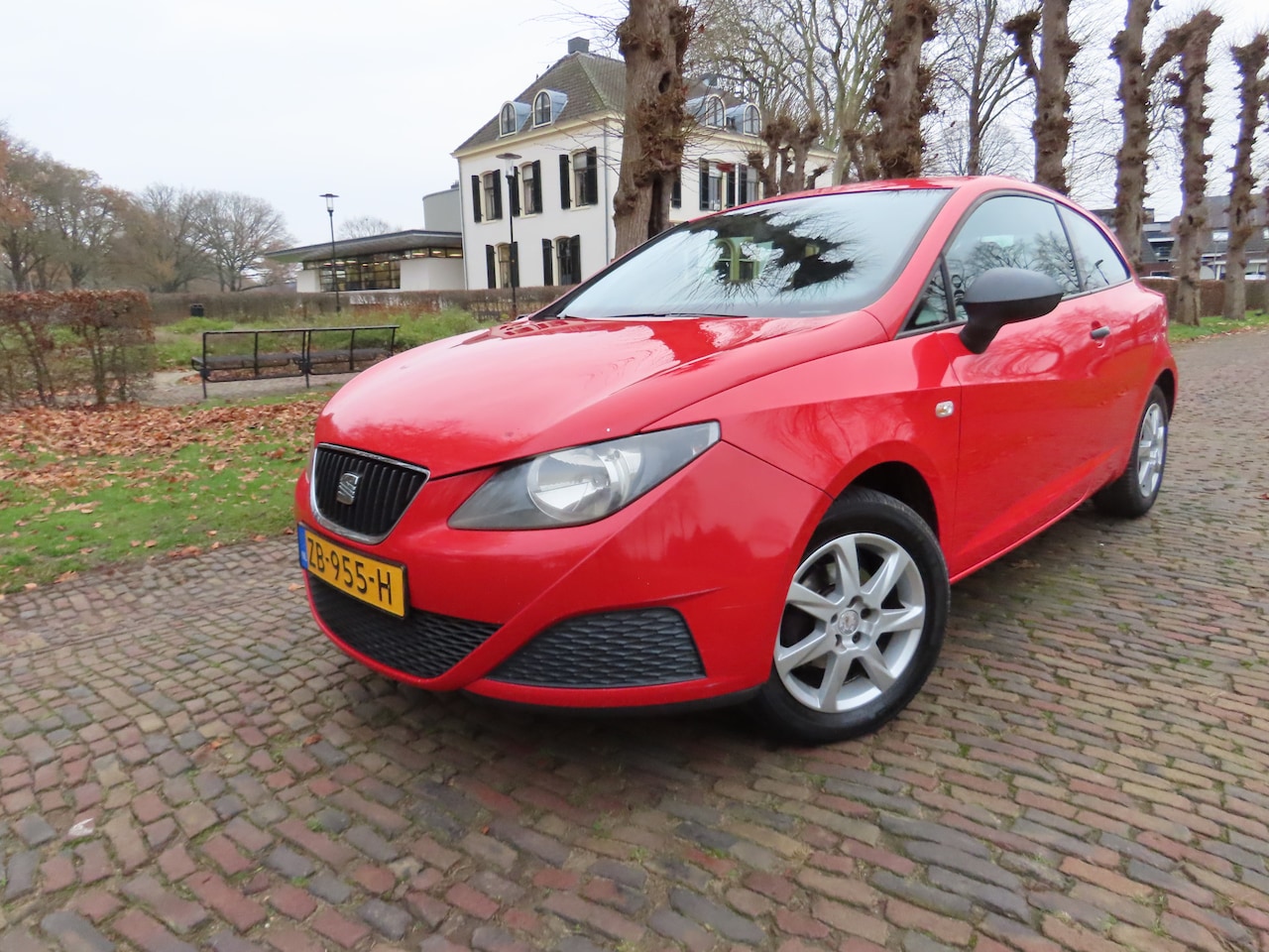 SEAT Ibiza - 1.2 Club Airco Stuurbekrachtiging Lm Velgen ***Apk t.m 14-5-2026*** - AutoWereld.nl