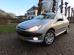 Peugeot 206 - 1.4 Gentry | Automaat | Airco | 5Drs