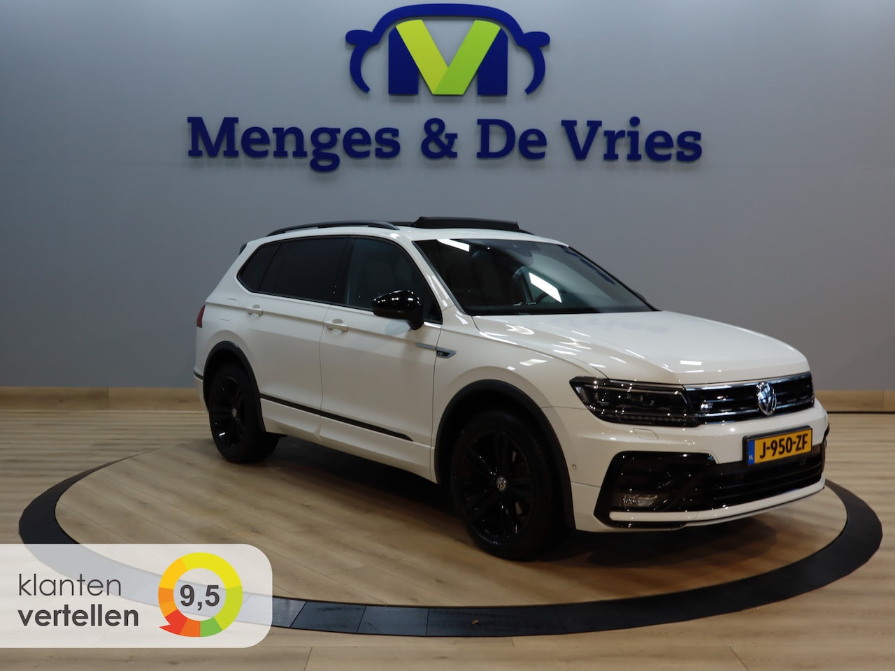 Volkswagen Tiguan Allspace - 1.5 TSI Highline Business R R Line | Panorma | Trekhaak | Adaptive Cruise | Camera | Apple - AutoWereld.nl