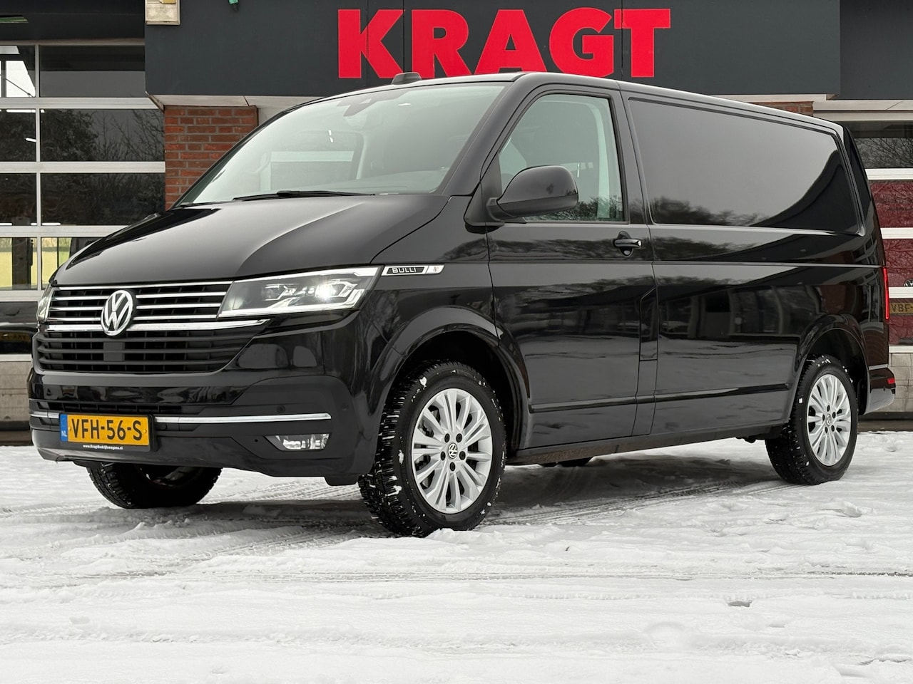 Volkswagen Transporter - 2.0 TDI L1H1 150 PK DSG Bulli! 4Motion Highline|adapt.cruise|digitale dashboard|achteruitr - AutoWereld.nl