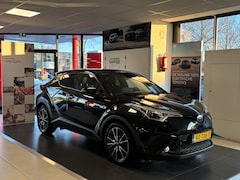 Toyota C-HR - 1.8 Hybrid Dynamic | Automaat | Nav | Trekhaak | JBL | Stoel VW